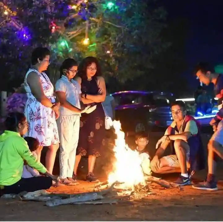 Dinner & Bonfire